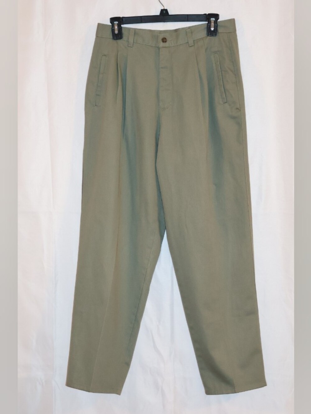 Northern Reflections Vintage 90s Olive Green High Waisted Pleated Chino Pants.